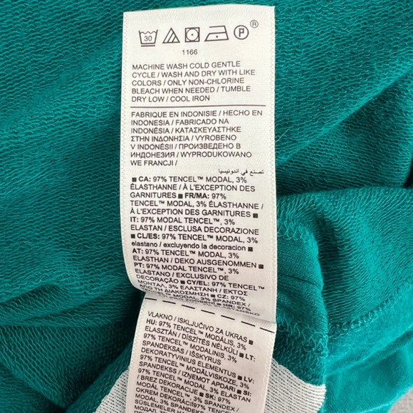 Athleta Bliss Crew Neck Soft Athleisure Sweatshirt Chandail Green Size 1X NWOT - Picture 8 of 8